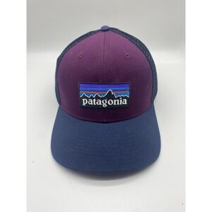 Patagonia Mens P-6 Logo Trucker Hat -‎ Night Plum